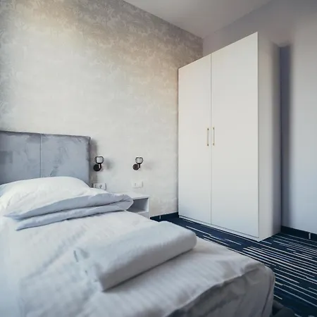 Wellness Jola 4* Μπάνια Λούκα